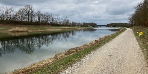 Kanal Kanal